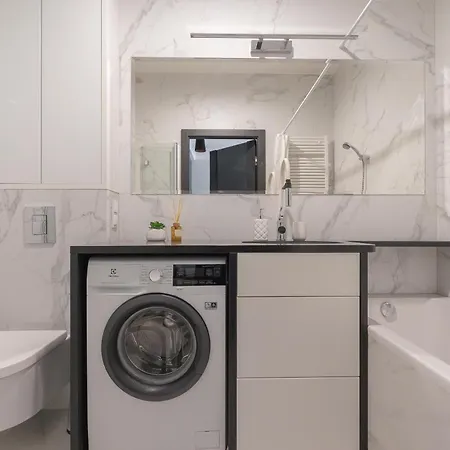 Glow Apartments, Zaspa, Dywizjonu 303 Gdansk