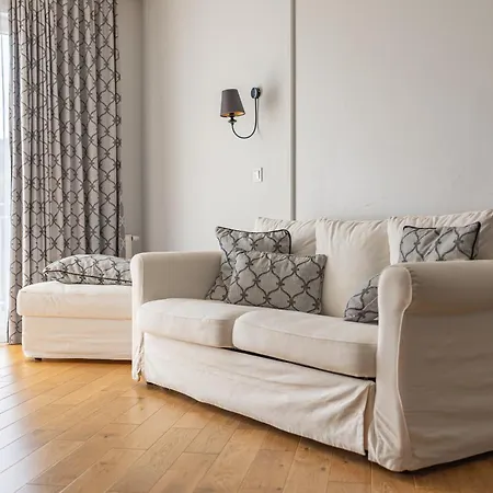 Glow Apartments, Zaspa, Dywizjonu 303 Gdansk